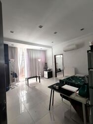 Elizabeth Tower (D9), Apartment #589377581